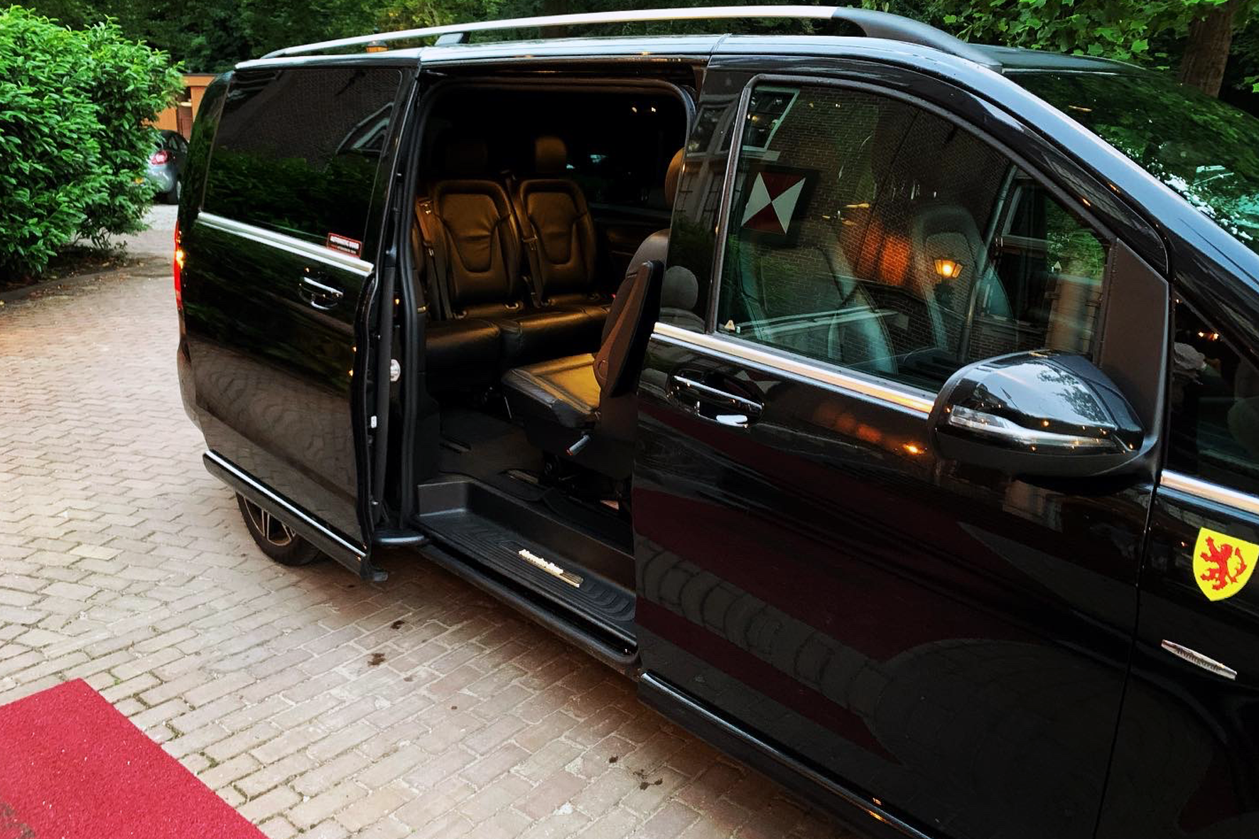 Taxi Kennemerland - Mercedes Benz V-klasse - Hoteltaxi